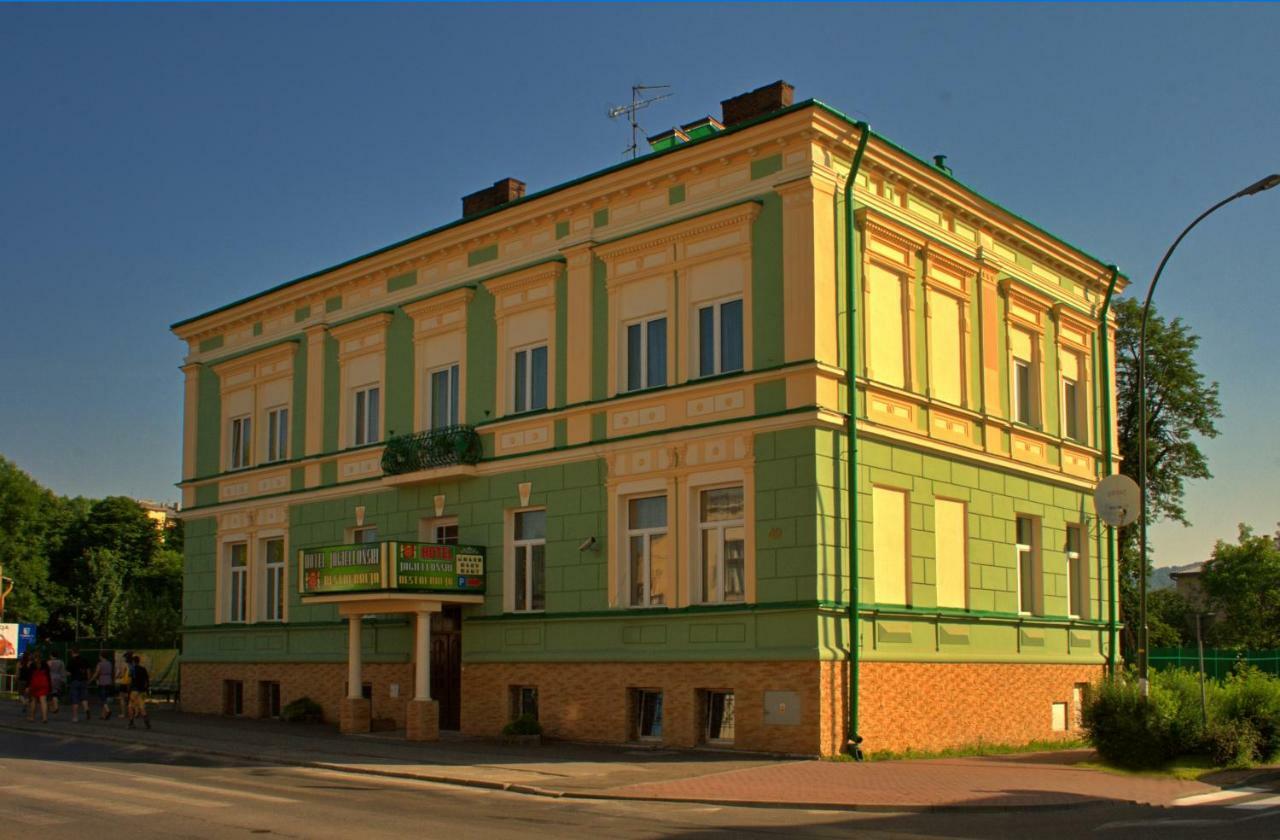 Hotel Jagiellonski Sanok Exterior photo